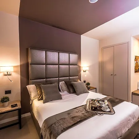 Delle Vittorie Luxury Rooms&suites 4* Palermo