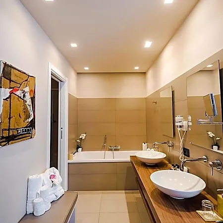 Guest house Delle Vittorie Luxury Rooms&suites 4*